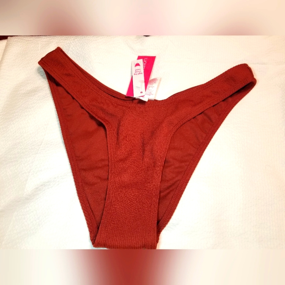 NWT HIGH LEG SCOOP WAIST BIKINI BOTTOM VOLLEY BALL SWIM. cute